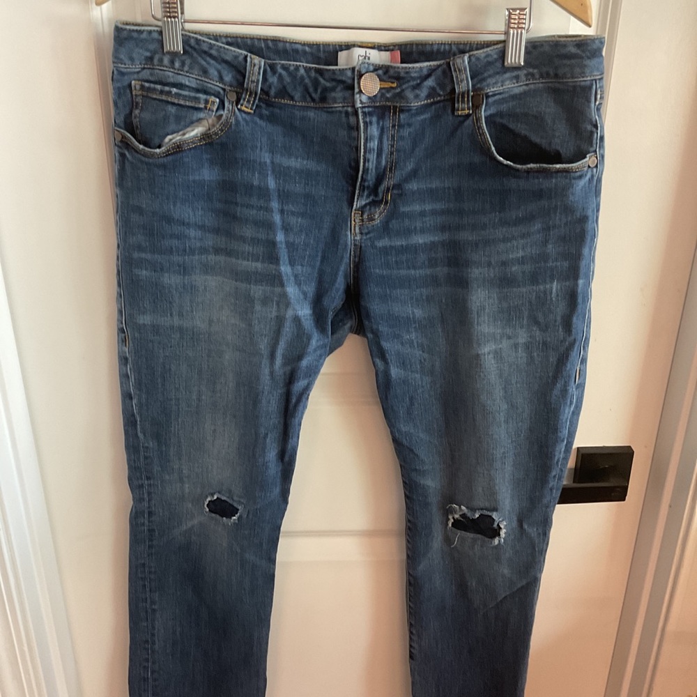 Cabi #5695 - Slim Boyfriend Jeans - Medium Wash - Blue - Ladies Size 12